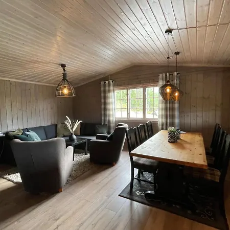 Utsikten - With A Great View * Drangedal